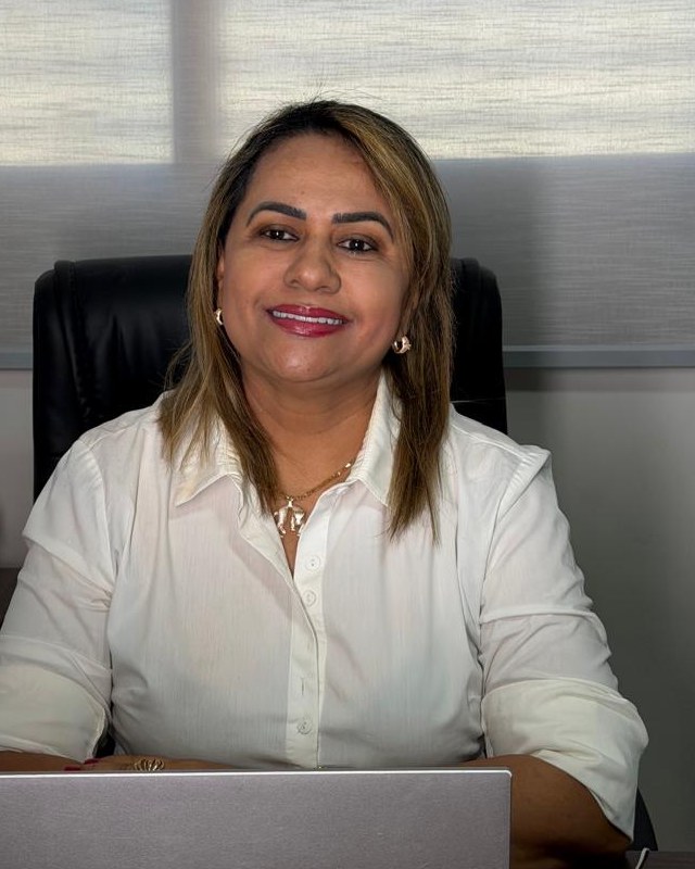 Dra. Ana Santos